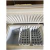Image 2 : FRIGIDAIRE CHEST FREEZER 3FT WIDE