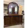 Image 2 : 9 DRAWER DRESSER WITH MIRROR 67" X 18" X 37"