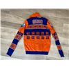 Image 2 : NHL OILERS SWEATER SIZE LARGE WITH MATCHING SCARF