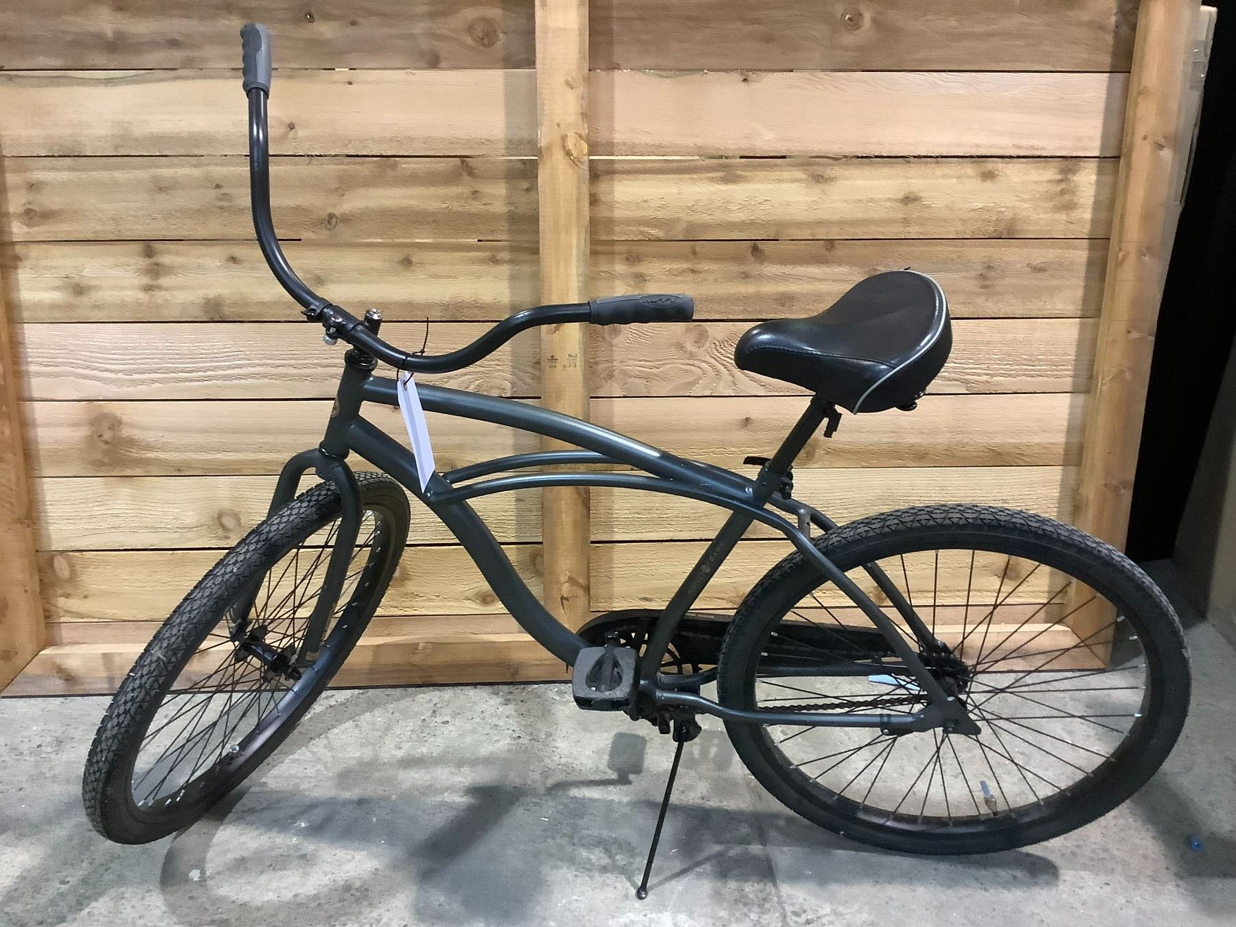 HUFFY SINGLE SPEED BICYCLE - Able Auctions