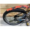 Image 3 : SHREDDER 20 HARO SINGLE SPEED BICYCLE IN NEED OF REPAIRS
