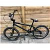 Image 1 : SINGLE SPEED BICYCLE IN NEED OF REPAIRS