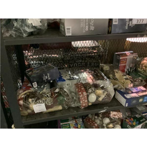 ASSORTED CHRISTMAS ITEMS INCLUDING; LIGHTS, DECOR, CHRISTMAS CRACKERS & MORE