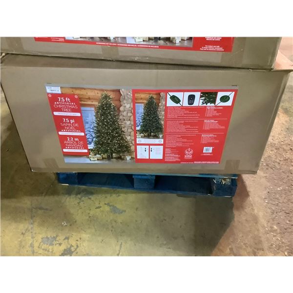 7-1/2' ARTIFICIAL CHRISTMAS TREE WITH LED LIGHTS