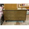 Image 1 : 6 DRAWER DRESSER