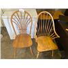 Image 1 : 2 WINDSOR BACK SOLID WOOD CHAIRS