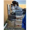 Image 2 : PALLET OF ASSORTED ITEMS INCLUDING; CHAIRS, AREA RUG, JIGSAW FOAM MATS & MORE