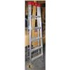 Image 1 : MEDIUM  DUTY ALUMINUM LADDER 6' LONG