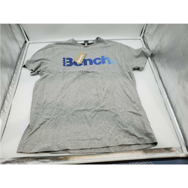 Bench T-Shirt (XXL)