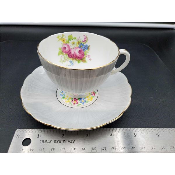 Foley England Bone China Tea cup with saucer