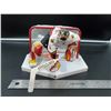 Image 2 : McFarlane Premium On Ice Hockey Figurine - Roman Turek  - includes net with water bottle