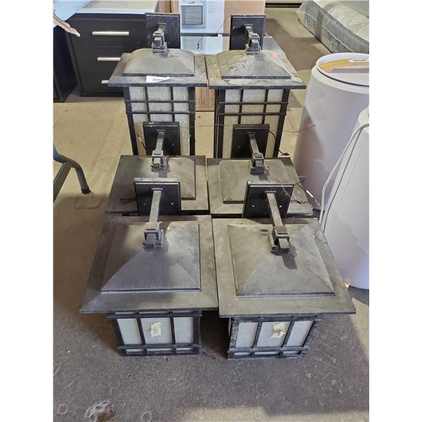 Lot of 6 Carriage Lamp Style Outdoor Wall Lamps - 4 Small 2 Large - IN USED CONDITION