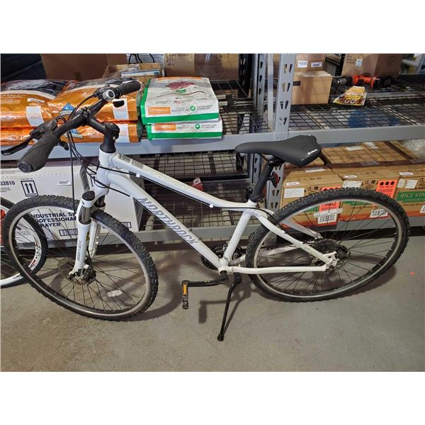 Northrock XCW - 26"  6061 all-aluminum alloy press formed frame is light and responsive · Shiman