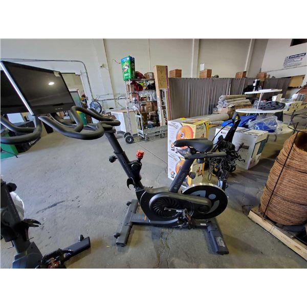 Echelon ECHEX-4S-15-C Bike 10” Class HD Touchscreen Display - Bullhorn Handlebars- Vented Competitio