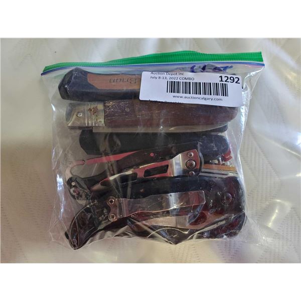 Bulk Lot of assorted Pocket knives ( approx 15-20)