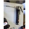 Image 2 : Manual full size grease gun