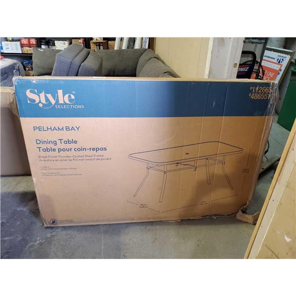 Style Penham Bay Patio Table in box
