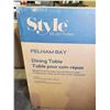 Image 2 : Style Penham Bay Patio Table in box