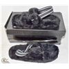 Image 1 : LADIES BLACK MY STORY SLIPPERS SIZE 7 M