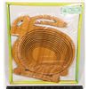 Image 1 : NEW RABBIT THEME WOOD ACCORDION BASKET