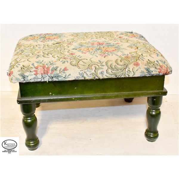 FOLDING TOP FOOT STOOL