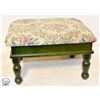 Image 1 : FOLDING TOP FOOT STOOL