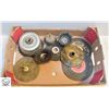 Image 1 : FLAT OF DISCS & WIRE BRUSHES