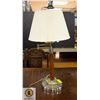 Image 1 : ADJUSTABLE WOOD SIDE TABLE LAMP 28" TALL