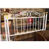 Image 1 : DOUBLE SIZE HEADBOARD AND FOOTBOARD