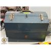 Image 1 : TOOL BOX