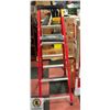 Image 1 : GRYPHON 5 FT. LADDER- 225 LB LOAD CAPACITY