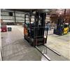 Image 2 : *PU FRI JAN 27 2PM* DOOSAN GC25E-5 186" 3 STAGE MAST 4450LBS CAPACITY SOLID TIRE PROPANE