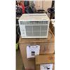 Image 1 : SIMPLICITY 5200 BTU WINDOW AIR CONDITIONER