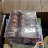 Image 5 : 2 LARGE BOXES OF NEW PENS, SCENTED CANDLES, PLASTIC BAG ROLL, CHALK BOARDS AND MORE