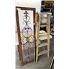 Image 1 : 5 FOOT WOOD A FRAME LADDER, METAL ART AND TIKI TORCH
