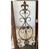 Image 3 : 5 FOOT WOOD A FRAME LADDER, METAL ART AND TIKI TORCH