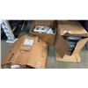Image 1 : DROP IN SINK AND BOX OF TOILET SEATS
