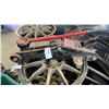 Image 2 : MOTOMASTER 2 TON HYDRAULIC TROLLEY JACK AND 2 METAL MAINTANCE RAMPS