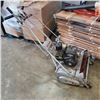 Image 1 : CRAFTSMAN GAS POWERED REEL MOWER RUNS NEEDS CARB CLEANED