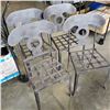 Image 1 : 4 IRON PATIO CHAIRS