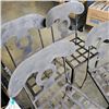 Image 4 : 4 IRON PATIO CHAIRS