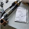 Image 2 : DEMCO EXCALI-BAR SELF ALIGNING TOW BAR WITH BOOKLET INCLUDES EVEN BRAKE ROADMASTER ELECTRIC BRAKING 