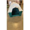 Image 2 : DOG HOUSE AND PATIO CUSHIONS