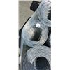 Image 3 : 2 ROLLS OF MESH 48" TALL FENCING VARYING LENGTHS