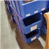 Image 6 : 3 QUANTUM QUS993 HULK CONTAINERS 16.5"X35.88"X17.5"