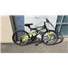 Image 1 : BLACK HUFFY ROCK CREEK BIKE