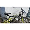 Image 5 : BLACK HUFFY ROCK CREEK BIKE