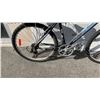 Image 4 : GREY INFINITY BIKE