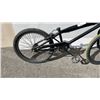 Image 4 : BLACK BMX BIKE