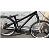 Image 2 : BLACK NO NAME BIKE